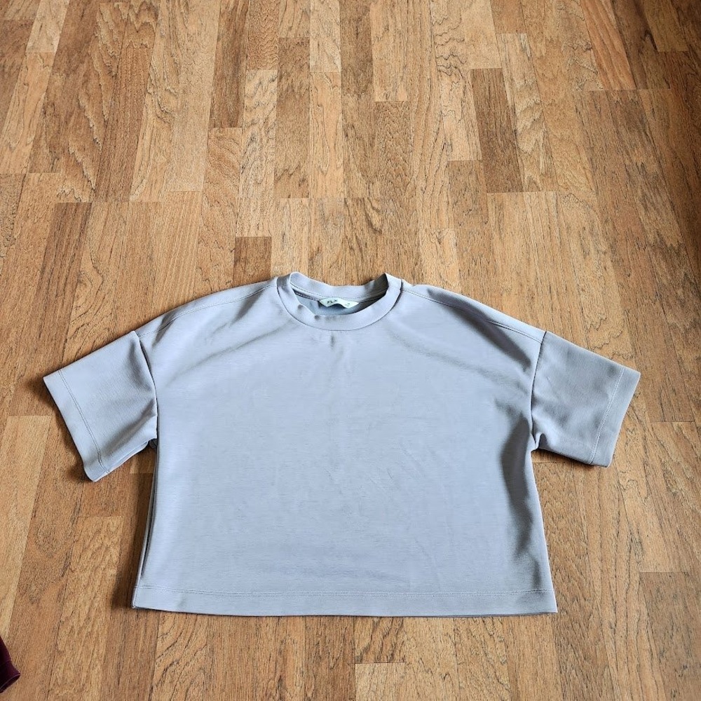 FLX Womens Short Sleeve Boxy Crop Top Gray Drop Shoulder Stretch Size Med 640